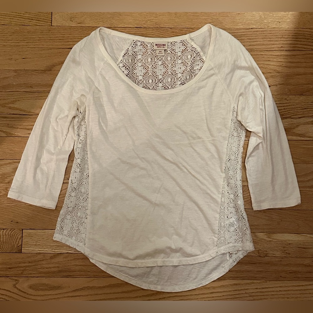 Lace Detail White 3/4-length Sleeve Women’s Pullover Knit Top, Size Small